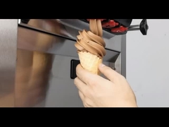 Высококачественное мороженое подвергает мягкое мороженое механической обработке делая машину