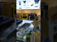 Высококачественное мороженое подвергает мягкое мороженое механической обработке делая машину